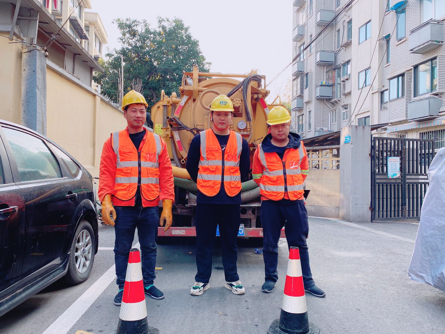 润州南京某小区管道清淤检测施工